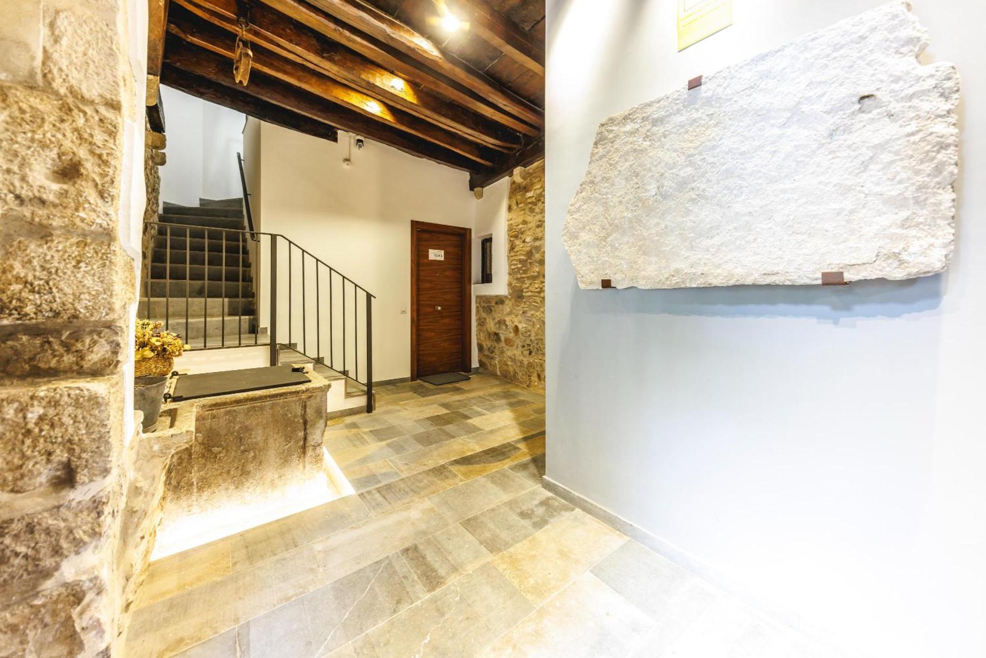 Bravissimo Girona 1593, Medieval Charm Экстерьер фото